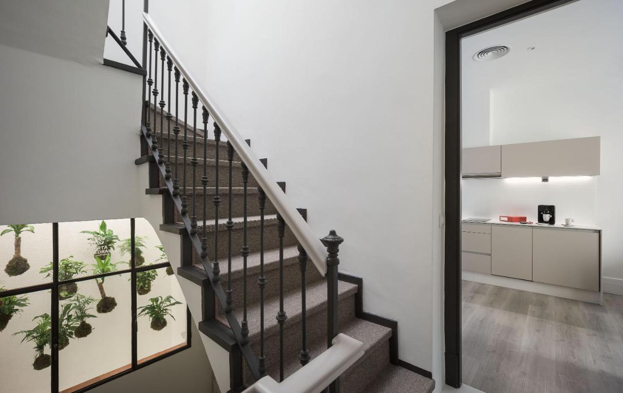 סביליה Puerta Catedral Holiday Suites מראה חיצוני תמונה